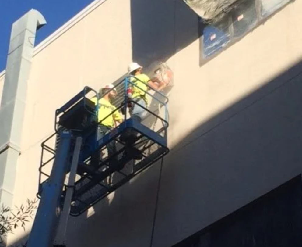 Precision selective demolition using saw cutting equipment (7)